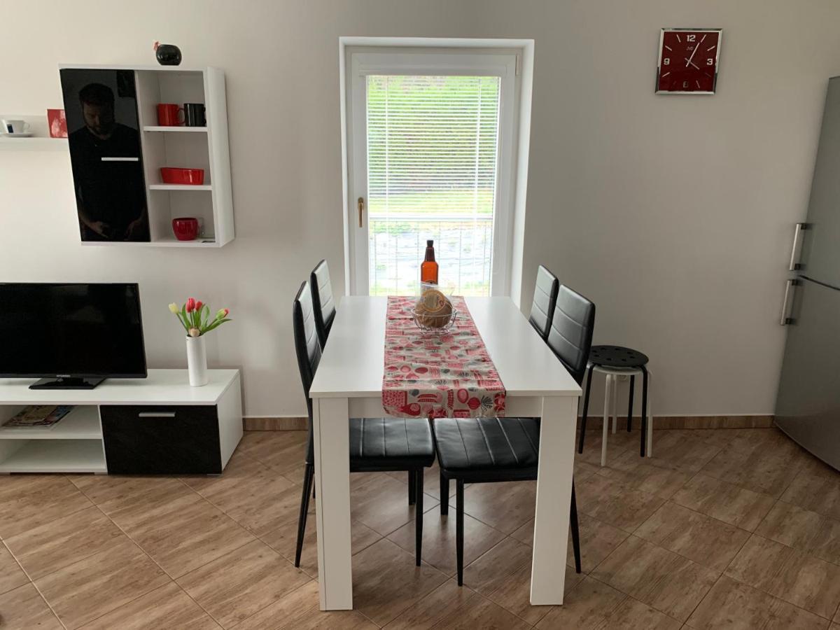 Apartmany Na Rozcesti Lomnice nad Popelkou Eksteriør bilde