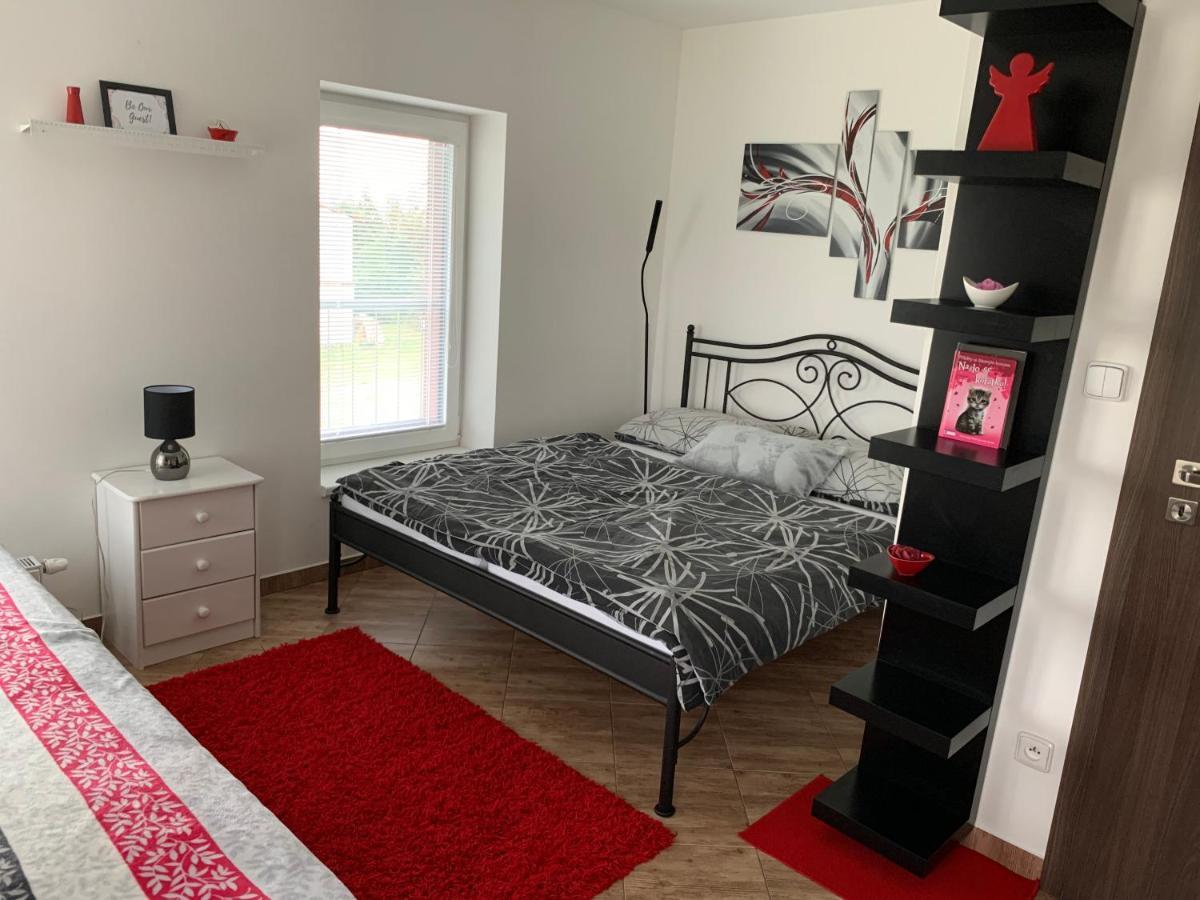 Apartmany Na Rozcesti Lomnice nad Popelkou Eksteriør bilde