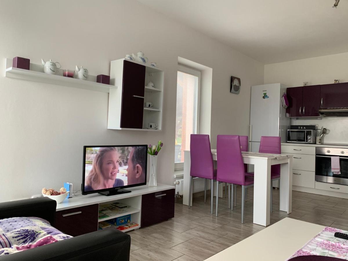 Apartmany Na Rozcesti Lomnice nad Popelkou Eksteriør bilde
