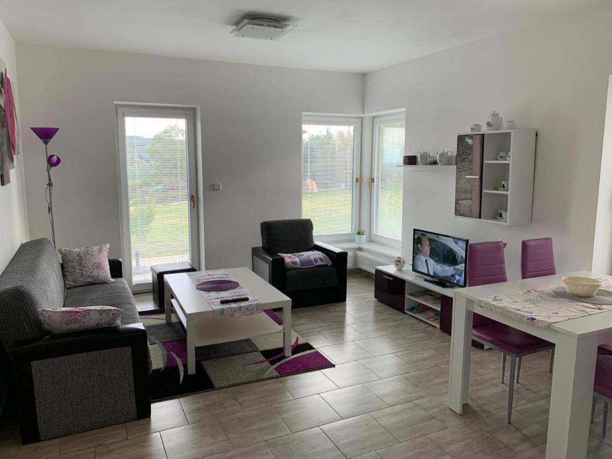 Apartmany Na Rozcesti Lomnice nad Popelkou Eksteriør bilde