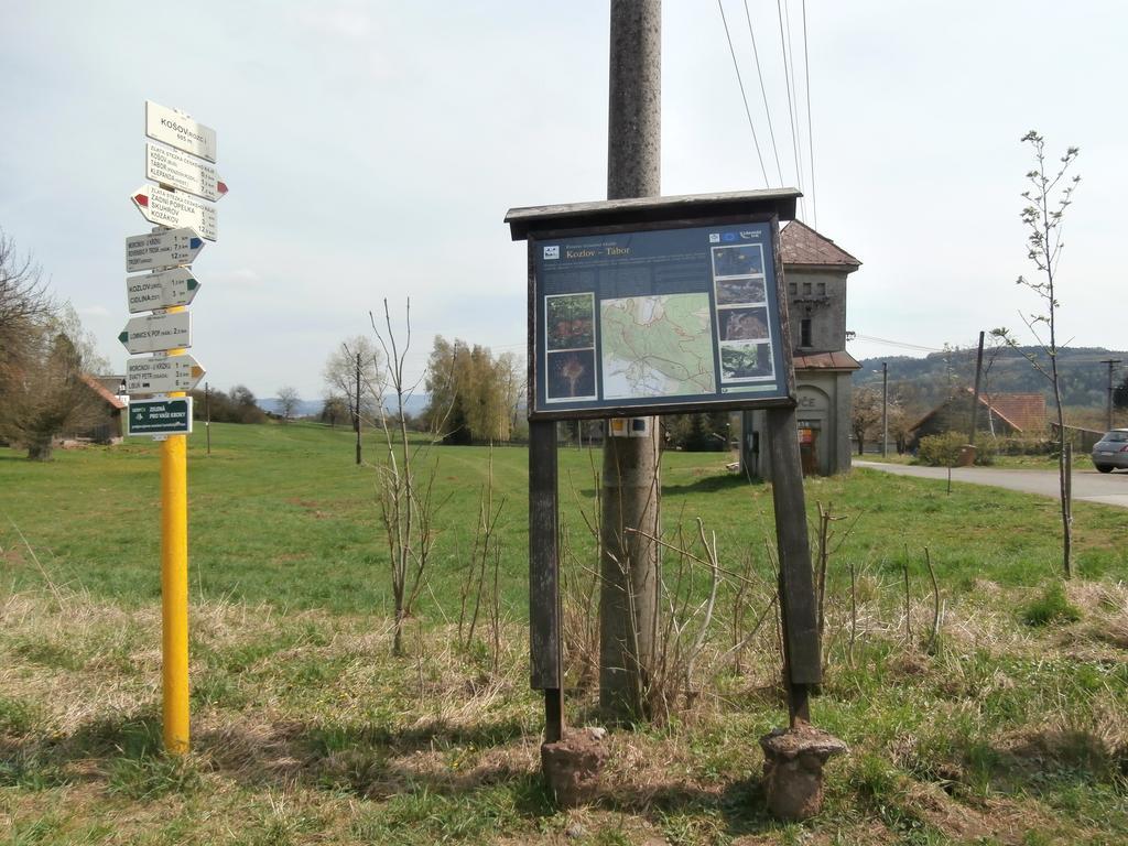 Apartmany Na Rozcesti Lomnice nad Popelkou Rom bilde