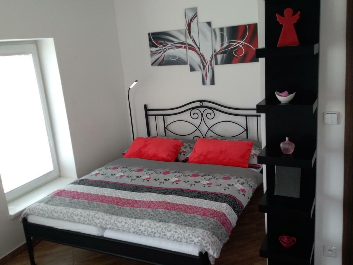 Apartmany Na Rozcesti Lomnice nad Popelkou Eksteriør bilde