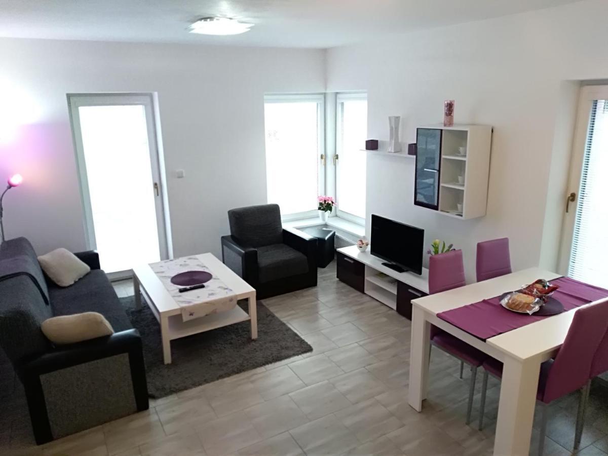 Apartmany Na Rozcesti Lomnice nad Popelkou Eksteriør bilde